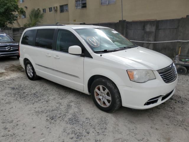 2C4RC1BG5DR638125 - 2013 CHRYSLER TOWN & COU TOURING WHITE photo 4