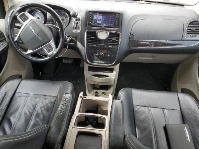 2C4RC1BG5DR638125 - 2013 CHRYSLER TOWN & COU TOURING WHITE photo 8