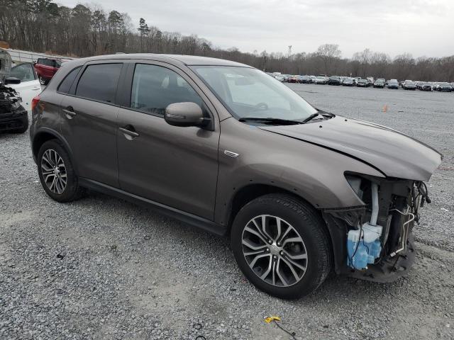 JA4AP3AU5KU031284 - 2019 MITSUBISHI OUTLANDER ES GRAY photo 4