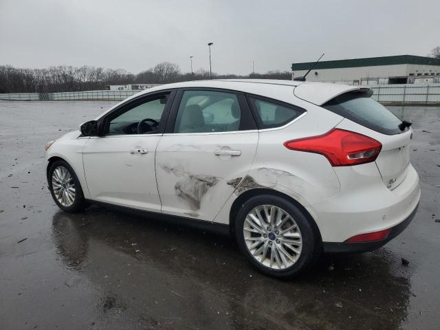 1FADP3N25GL307056 - 2016 FORD FOCUS TITANIUM WHITE photo 2