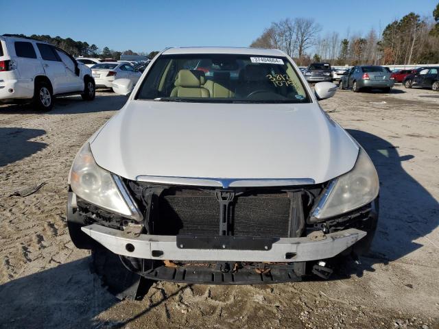 KMHGC4DE0BU139233 - 2011 HYUNDAI GENESIS 3.8L WHITE photo 5