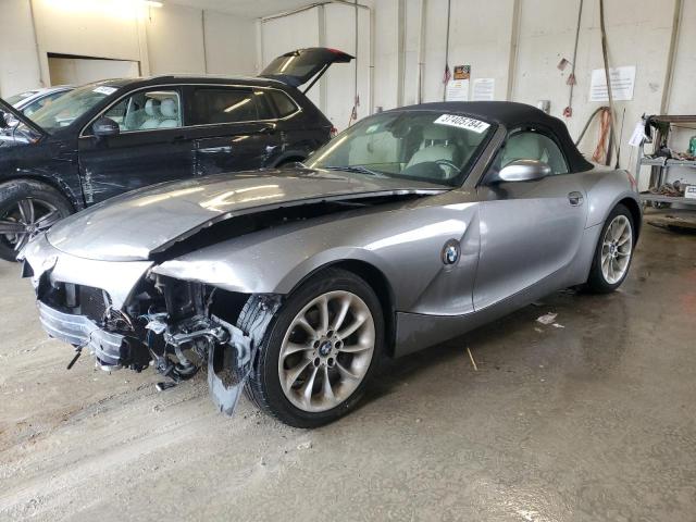 4USBT33595LS53732 - 2005 BMW Z4 2.5 GRAY photo 1