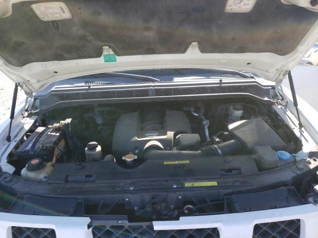 5N1AA08B14N737087 - 2004 NISSAN ARMADA SE WHITE photo 12