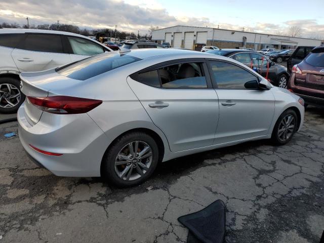 5NPD84LF5JH229568 - 2018 HYUNDAI ELANTRA SEL SILVER photo 3