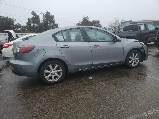 JM1BL1VG2B1415586 - 2011 MAZDA 3 I GRAY photo 3