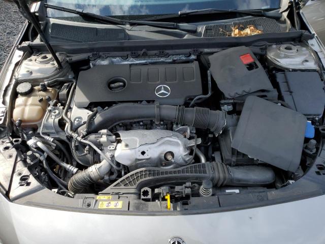 WDD3G4EB5KW023872 - 2019 MERCEDES-BENZ A 220 SILVER photo 11