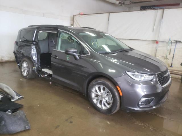 2C4RC3BG0NR161486 - 2022 CHRYSLER PACIFICA TOURING L GRAY photo 4