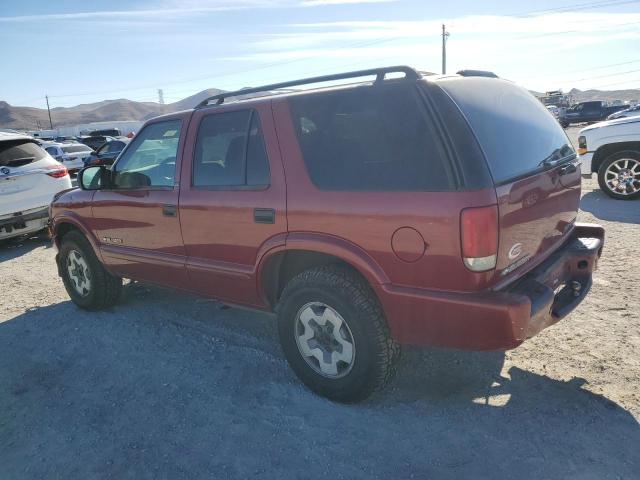 1GNDT13W82K129388 - 2002 CHEVROLET BLAZER RED photo 2