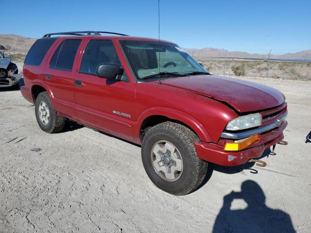 1GNDT13W82K129388 - 2002 CHEVROLET BLAZER RED photo 4