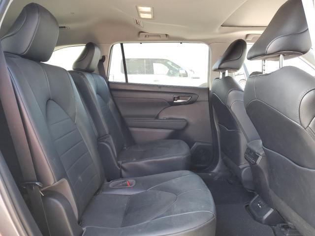 5TDGZRAH5MS523899 - 2021 TOYOTA HIGHLANDER XLE ნაცრისფერი ფოტო 11
