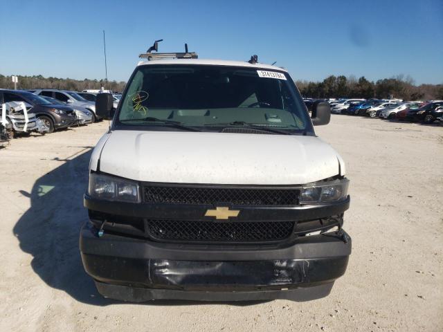 1GCWGBFG9L1170815 - 2020 CHEVROLET EXPRESS G2 WHITE photo 5