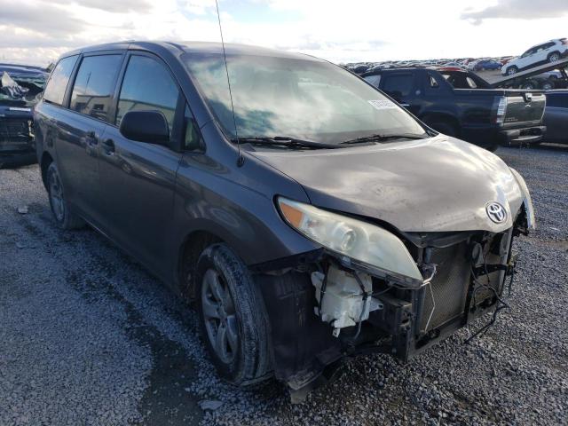 5TDKA3DC6BS008535 - 2011 TOYOTA SIENNA BASE CHARCOAL photo 4