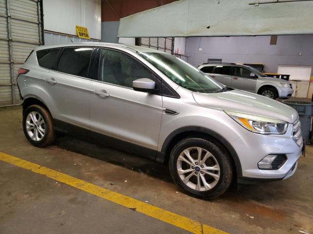 1FMCU0GD7HUA09501 - 2017 FORD ESCAPE SE SILVER photo 4