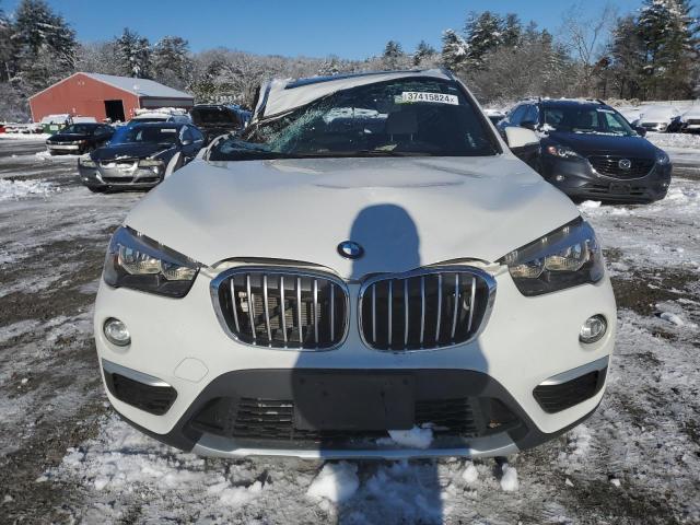 WBXHT3C33J5F91467 - 2018 BMW X1 XDRIVE28I WHITE photo 5