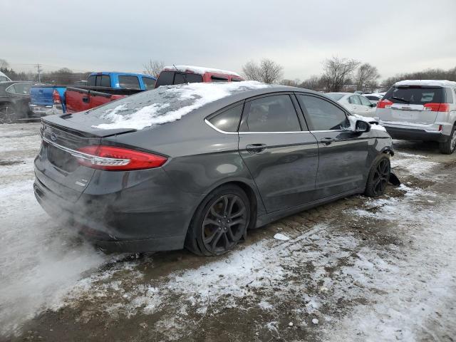 3FA6P0HD1JR165804 - 2018 FORD FUSION SE GRAY photo 3