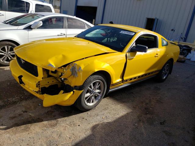1ZVHT80N755234583 - 2005 FORD MUSTANG YELLOW photo 1