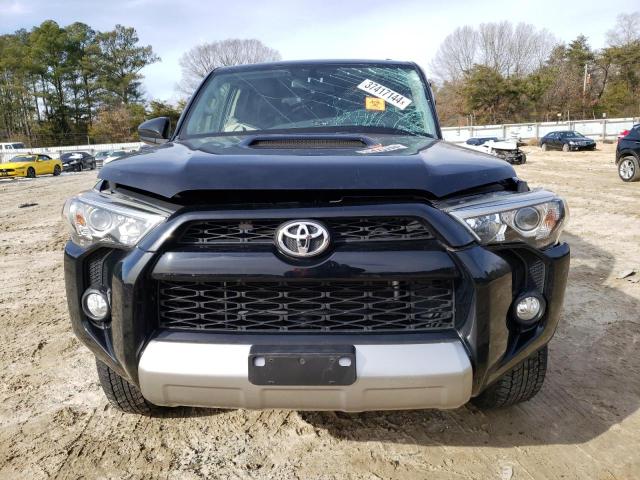 JTEBU5JR7H5478997 - 2017 TOYOTA 4RUNNER SR5/SR5 PREMIUM 黑色 照片 5