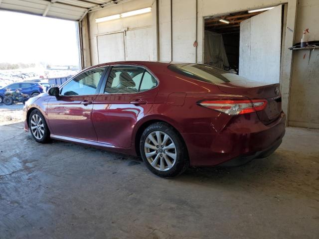 4T1B11HKXJU586293 - 2018 TOYOTA CAMRY L BURGUNDY photo 2