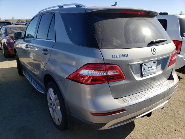 4JGDA5HBXFA532968 - 2015 MERCEDES-BENZ ML 350 4MATIC GRAY photo 2