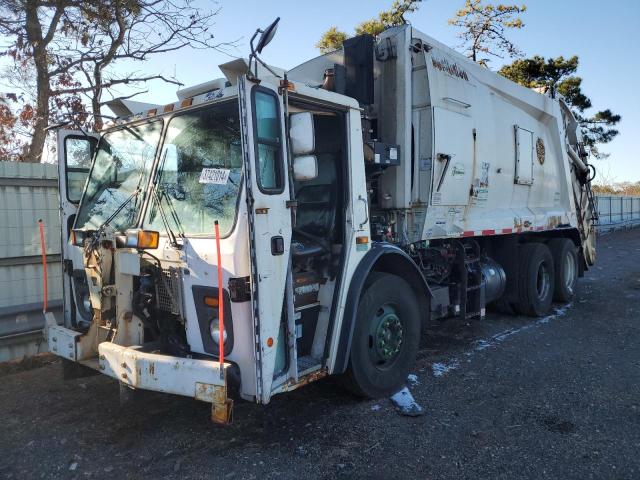 1M2AU02C0CM006843 - 2012 MACK 600 LEU600 WHITE photo 2