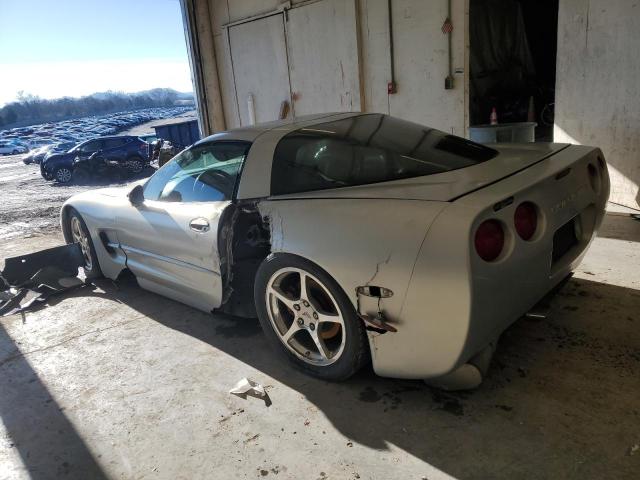 1G1YY22G325122884 - 2002 CHEVROLET CORVETTE SILVER photo 2