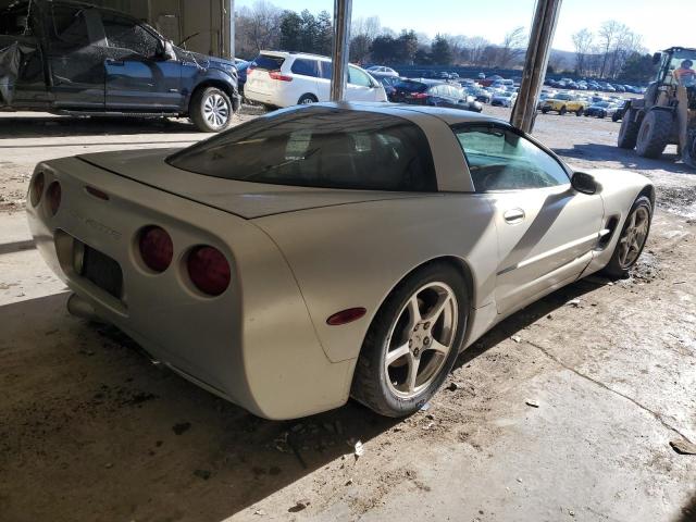 1G1YY22G325122884 - 2002 CHEVROLET CORVETTE SILVER photo 3