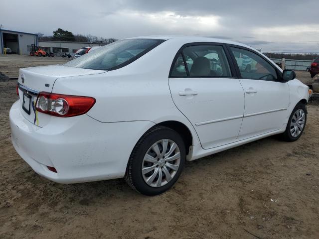 2T1BU4EEXCC762609 - 2012 TOYOTA COROLLA BASE WHITE photo 3