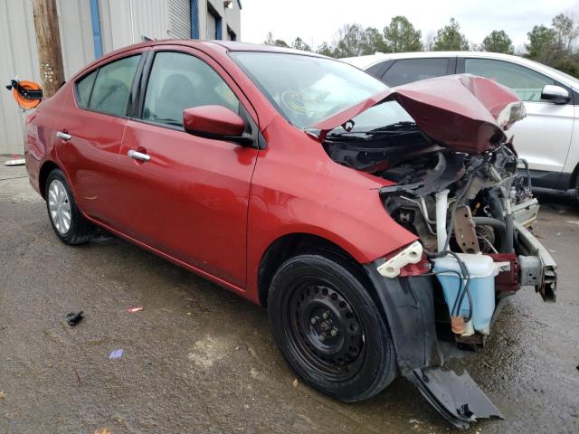 3N1CN7AP0HL800947 - 2017 NISSAN VERSA S BURGUNDY photo 4