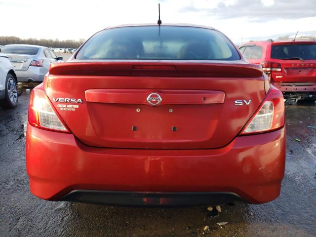 3N1CN7AP0HL800947 - 2017 NISSAN VERSA S BURGUNDY photo 6