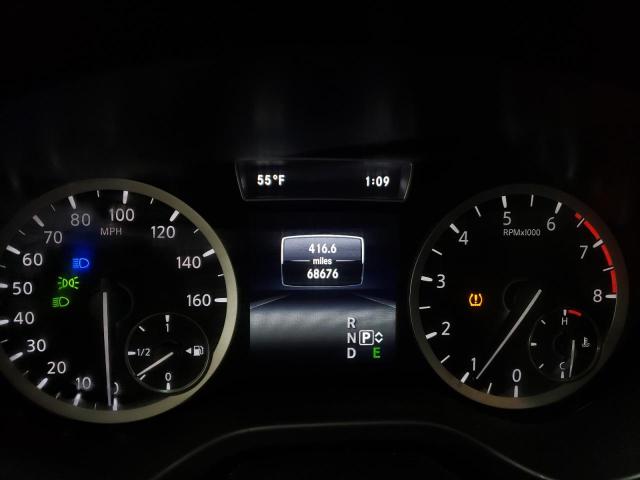 SJKCH5CR5HA030983 - 2017 INFINITI QX30 BASE GRAY photo 9