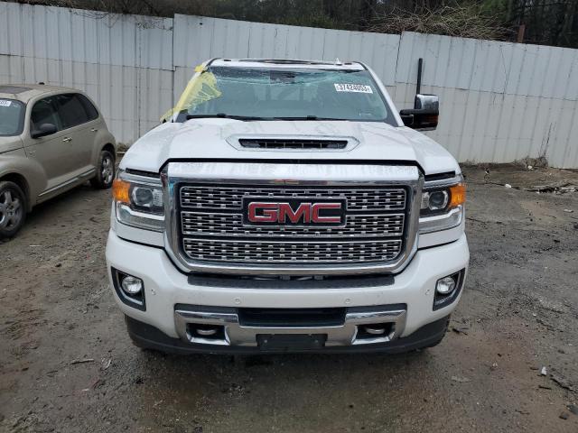 1GT12SEY9KF273091 - 2019 GMC SIERRA K2500 DENALI WHITE photo 5