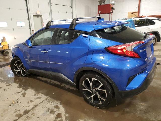 NMTKHMBX4JR037679 - 2018 TOYOTA C-HR XLE BLUE photo 2