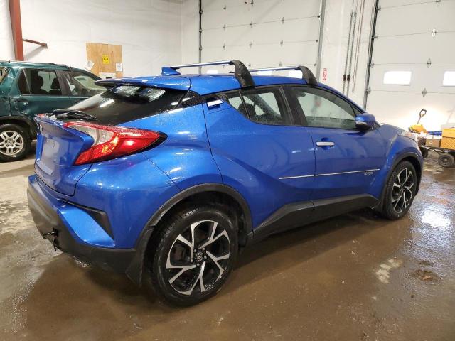 NMTKHMBX4JR037679 - 2018 TOYOTA C-HR XLE BLUE photo 3