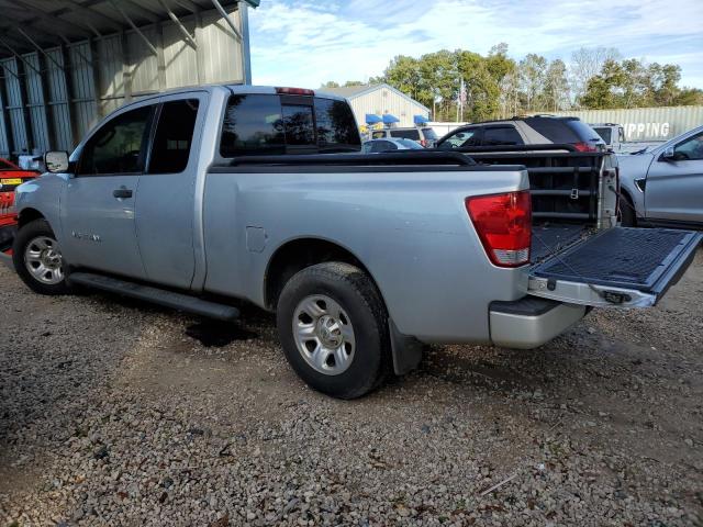 1N6BA06A77N203595 - 2007 NISSAN TITAN XE SILVER photo 2