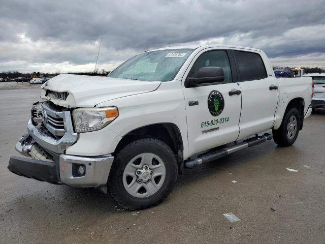 5TFDW5F18GX540369 - 2016 TOYOTA TUNDRA CREWMAX SR5 WHITE photo 1