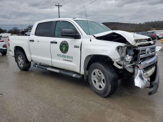 5TFDW5F18GX540369 - 2016 TOYOTA TUNDRA CREWMAX SR5 WHITE photo 4