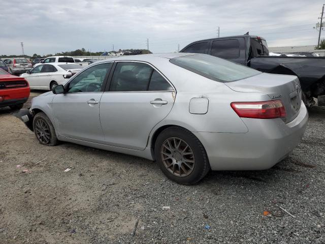 4T1BE46K27U060984 - 2007 TOYOTA CAMRY CE SILVER photo 2