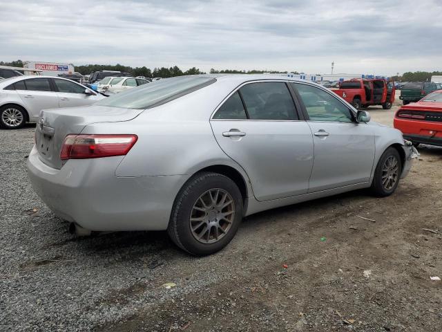 4T1BE46K27U060984 - 2007 TOYOTA CAMRY CE SILVER photo 3