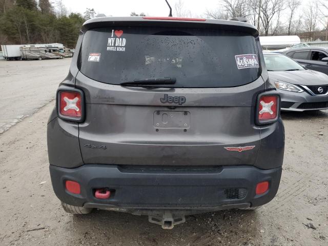 ZACCJBCT2GPD57504 - 2016 JEEP RENEGADE TRAILHAWK Šedá fotografie 6