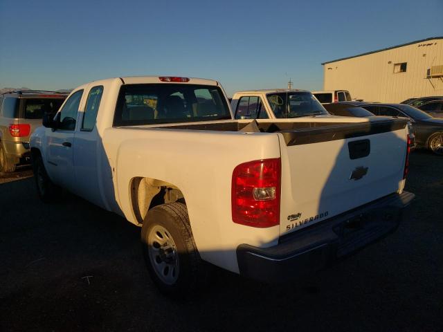 1GCEC19X48Z298708 - 2008 CHEVROLET SILVERADO C1500 WHITE photo 2