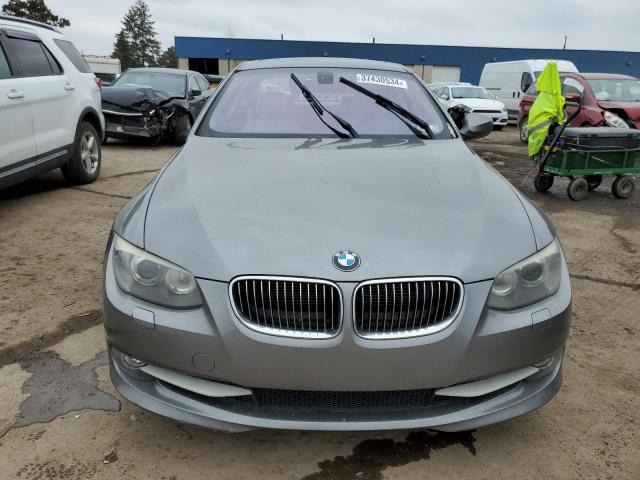 WBAKE3C58BE558328 - 2011 BMW 328 I GRAY photo 5