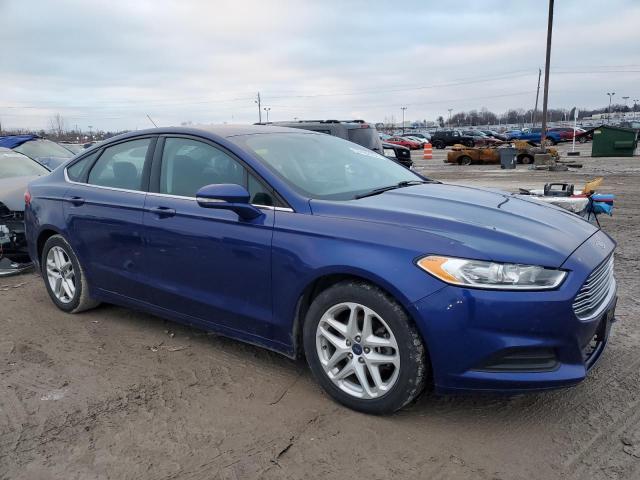 3FA6P0H77GR112611 - 2016 FORD FUSION SE BLUE photo 4