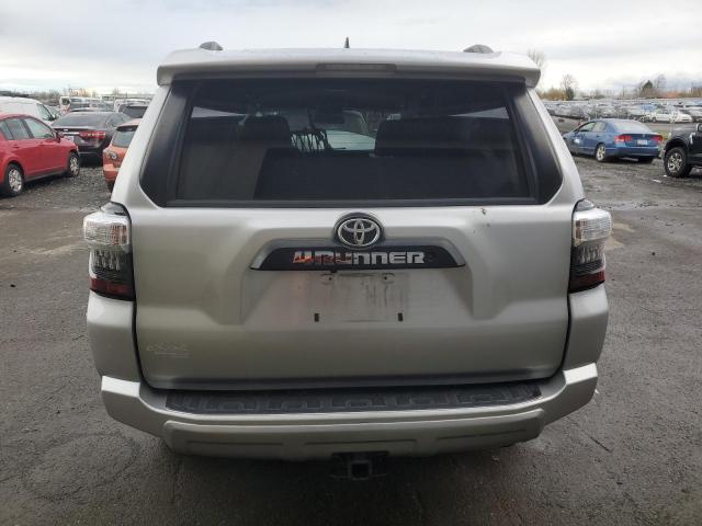 JTEBU5JR7G5316818 - 2016 TOYOTA 4RUNNER SR5/SR5 PREMIUM SILVER photo 6