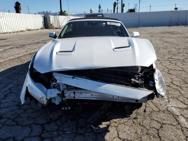 1FATP8UH1P5104183 - 2023 FORD MUSTANG WHITE photo 5