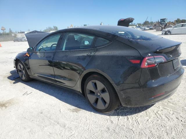 5YJ3E1EAXMF981029 - 2021 TESLA MODEL 3 BLACK photo 2