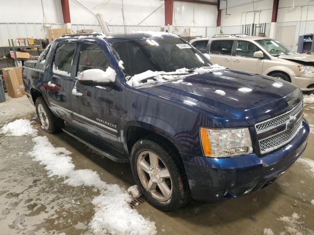 3GNVKGE06AG246699 - 2010 CHEVROLET AVALANCHE LTZ BLUE photo 4