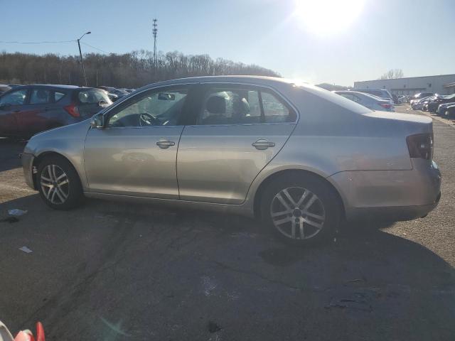 3VWRT71K76M831859 - 2006 VOLKSWAGEN JETTA TDI TAN photo 2