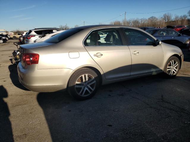 3VWRT71K76M831859 - 2006 VOLKSWAGEN JETTA TDI TAN photo 3