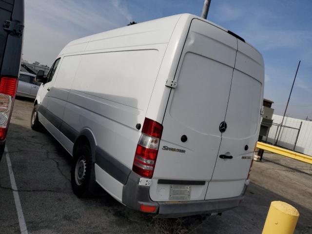 WD3PE8CCXD5743367 - 2013 MERCEDES-BENZ SPRINTER 2500 WHITE photo 2