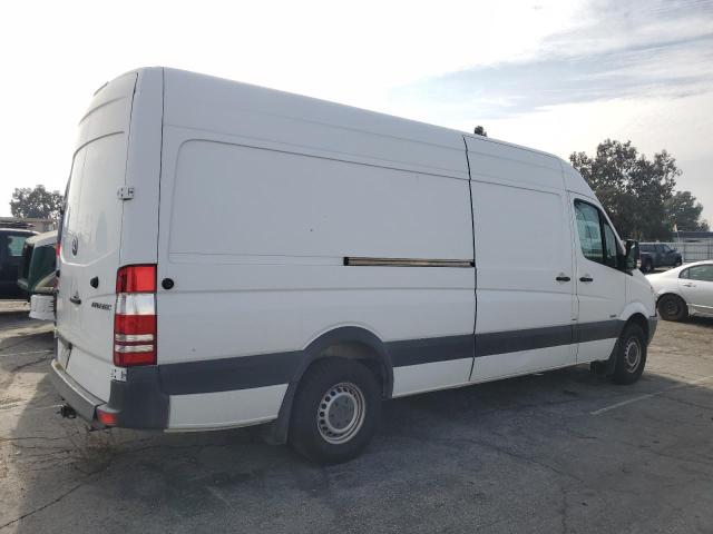 WD3PE8CCXD5743367 - 2013 MERCEDES-BENZ SPRINTER 2500 WHITE photo 3